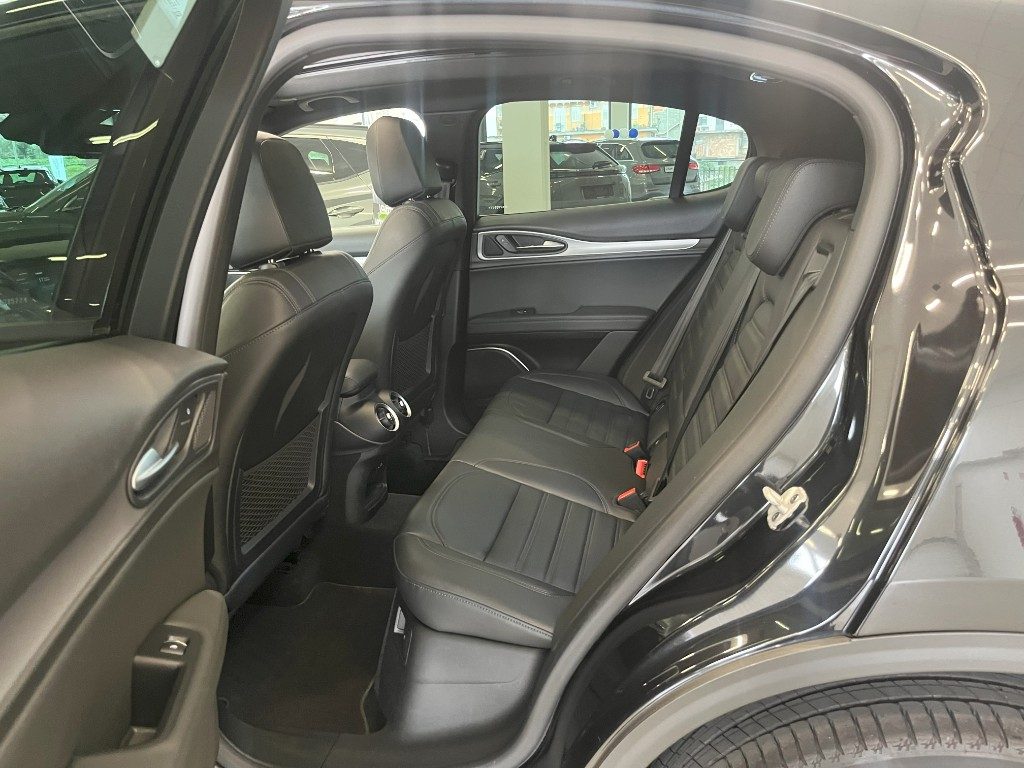 ALFA ROMEO Stelvio 2.2 Turbodiesel 190 CV AT8 Q4 Sprint - 12