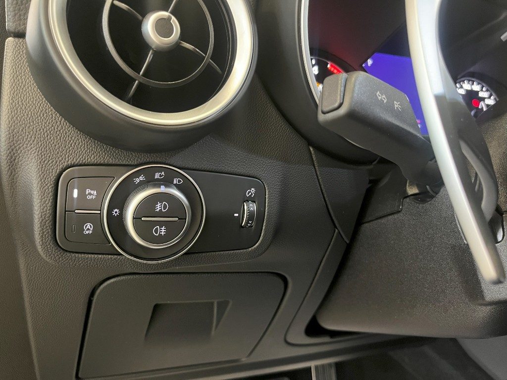 ALFA ROMEO Stelvio 2.2 Turbodiesel 190 CV AT8 Q4 Sprint - 24