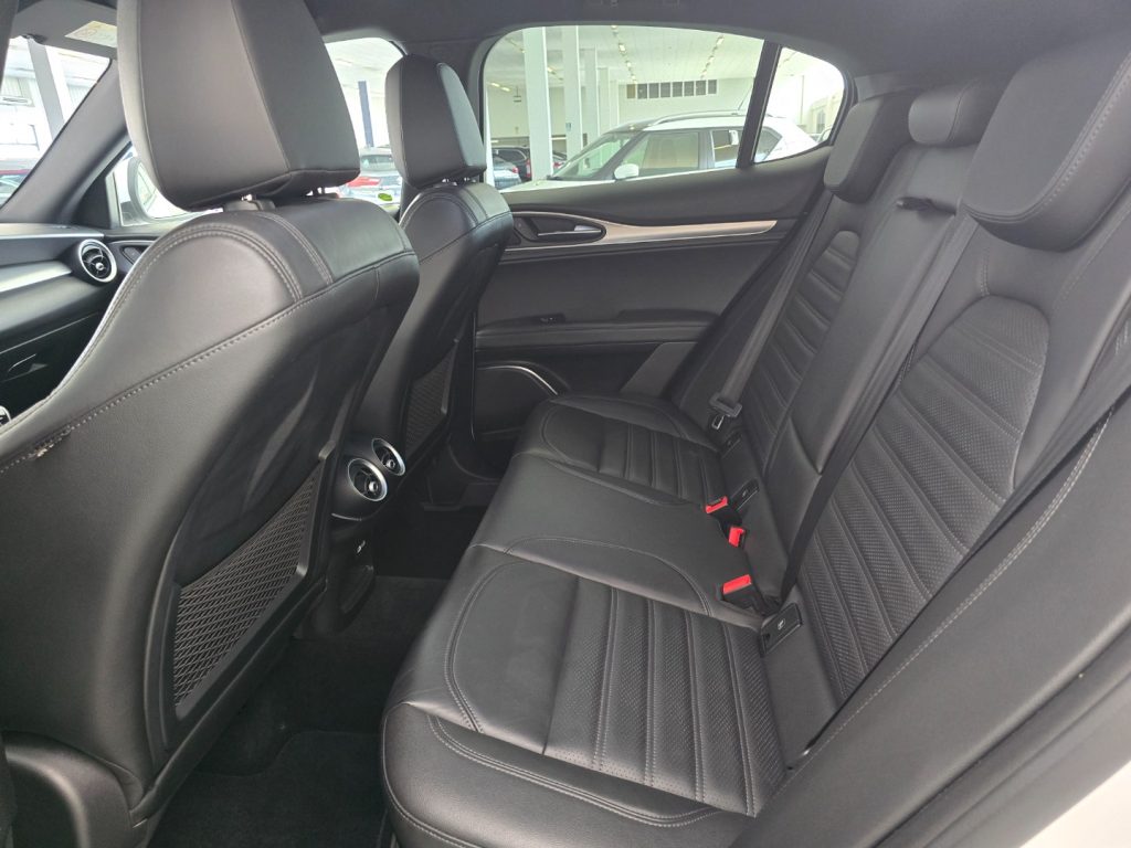 ALFA ROMEO Stelvio 2.2 Turbodiesel 210 CV AT8 Q4 Veloce - 24