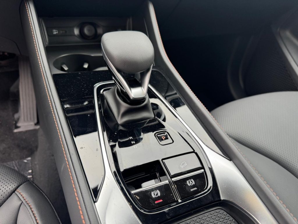 MG HS 1.5 FULL HYBRID+ 224CV  LUXURY KM0 - 18