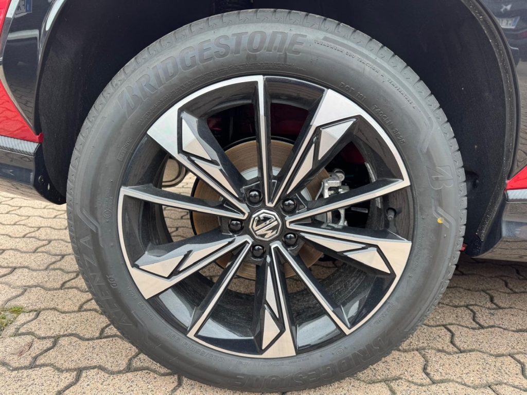 MG HS 1.5 FULL HYBRID+ 224CV  LUXURY KM0 - 23