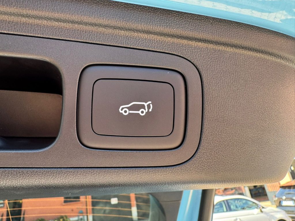 MG HS 1.5 FULL HYBRID+ 224CV  LUXURY KM0 - 10