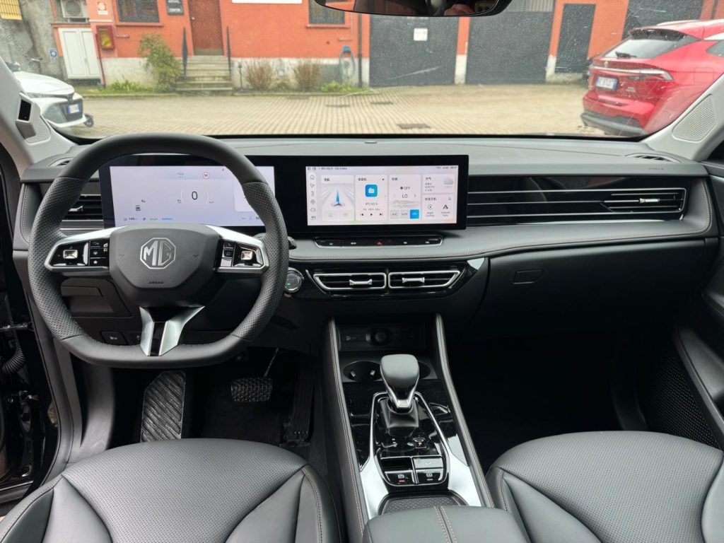 MG HS 1.5 FULL HYBRID+ 224CV  LUXURY KM0 - 9