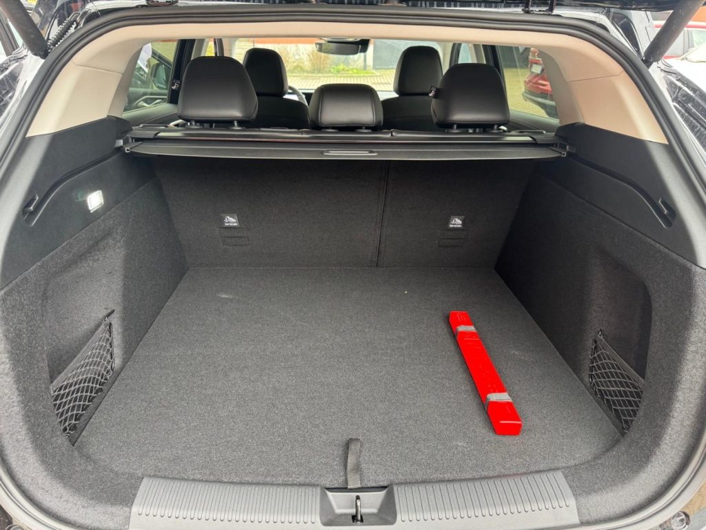 MG HS 1.5 FULL HYBRID+ 224CV  LUXURY KM0 - 21