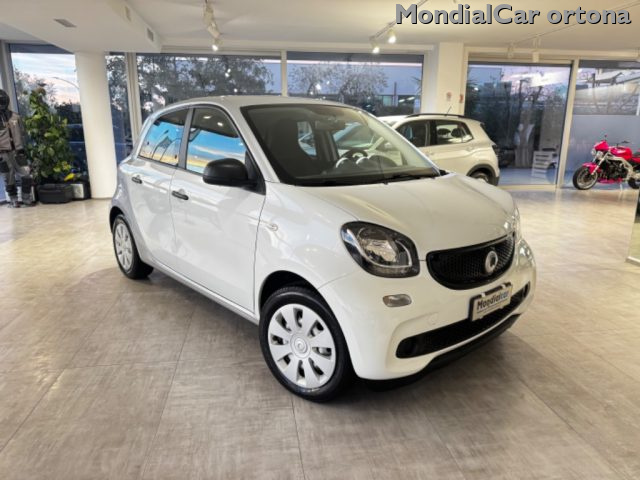SMART ForFour Bianco pastello