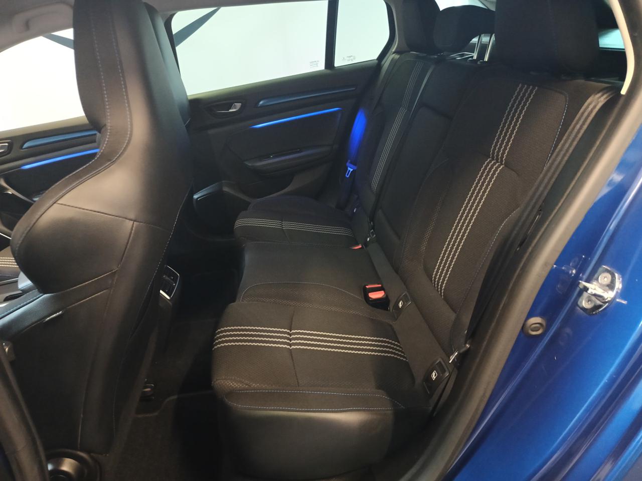 RENAULT Megane Mégane Sporter dCi 165 CV EDC GT - 9