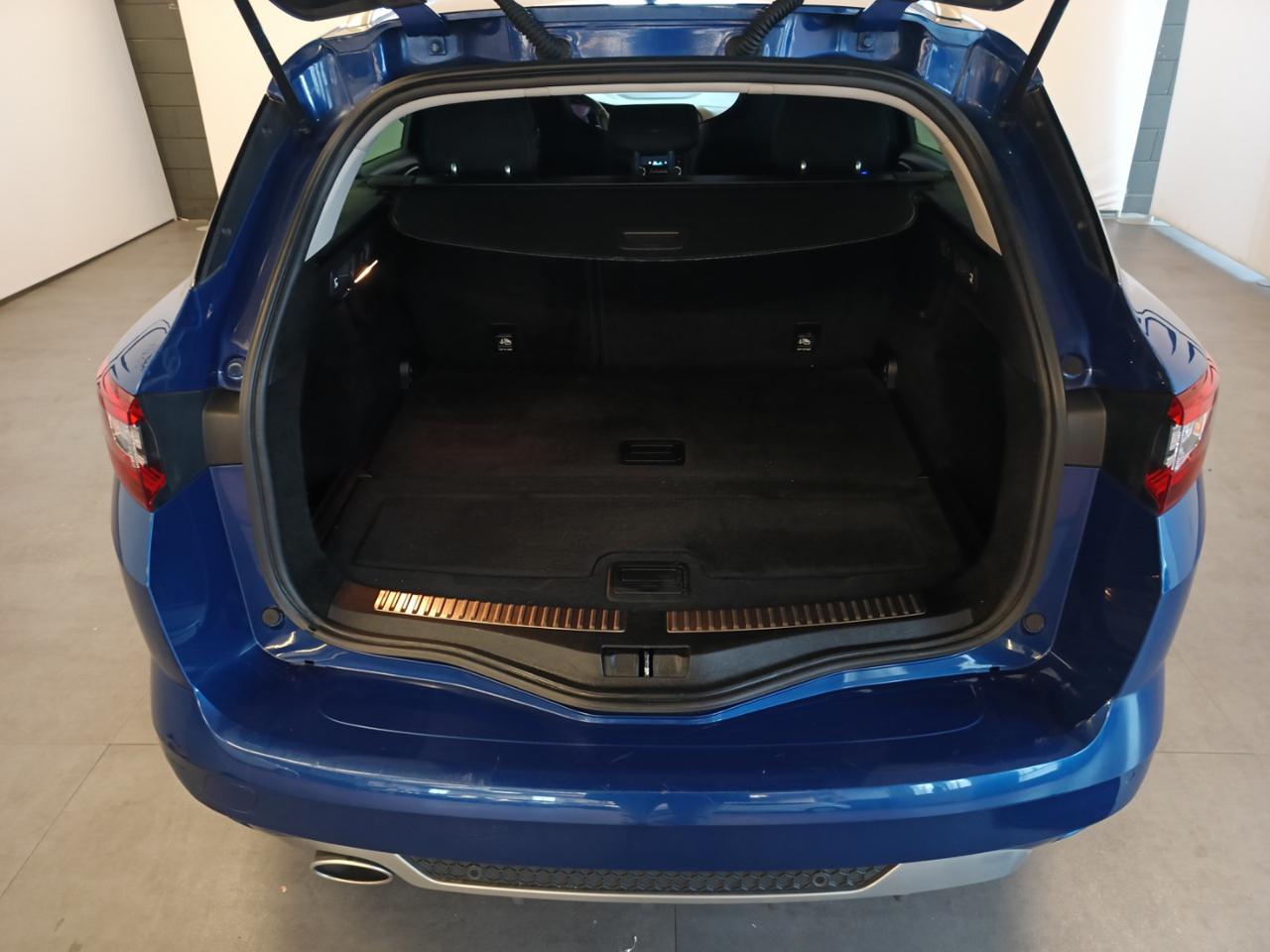 RENAULT Megane Mégane Sporter dCi 165 CV EDC GT - 10