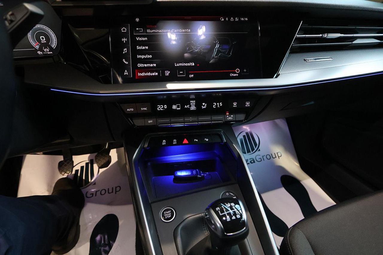 AUDI A3 30 TFSI Sportback Business Advanced - 32