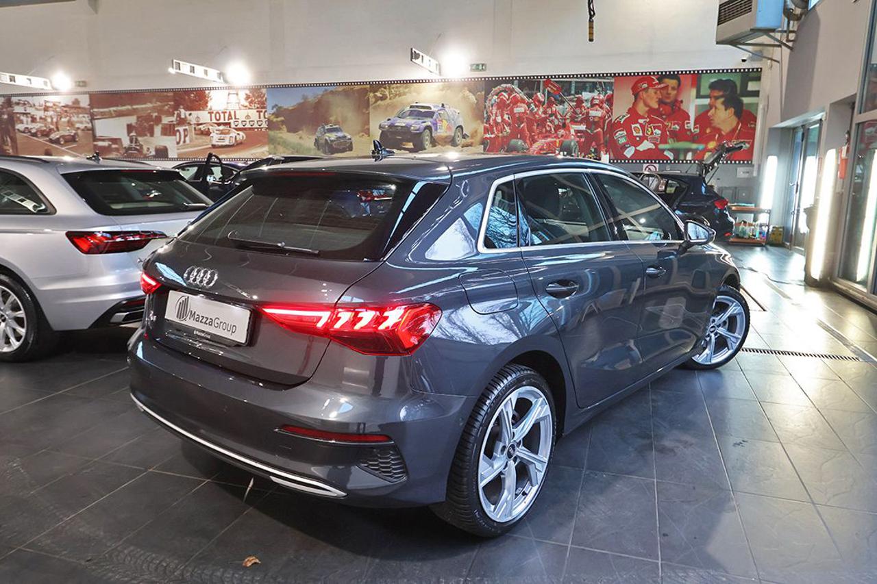 AUDI A3 30 TFSI Sportback Business Advanced - 9