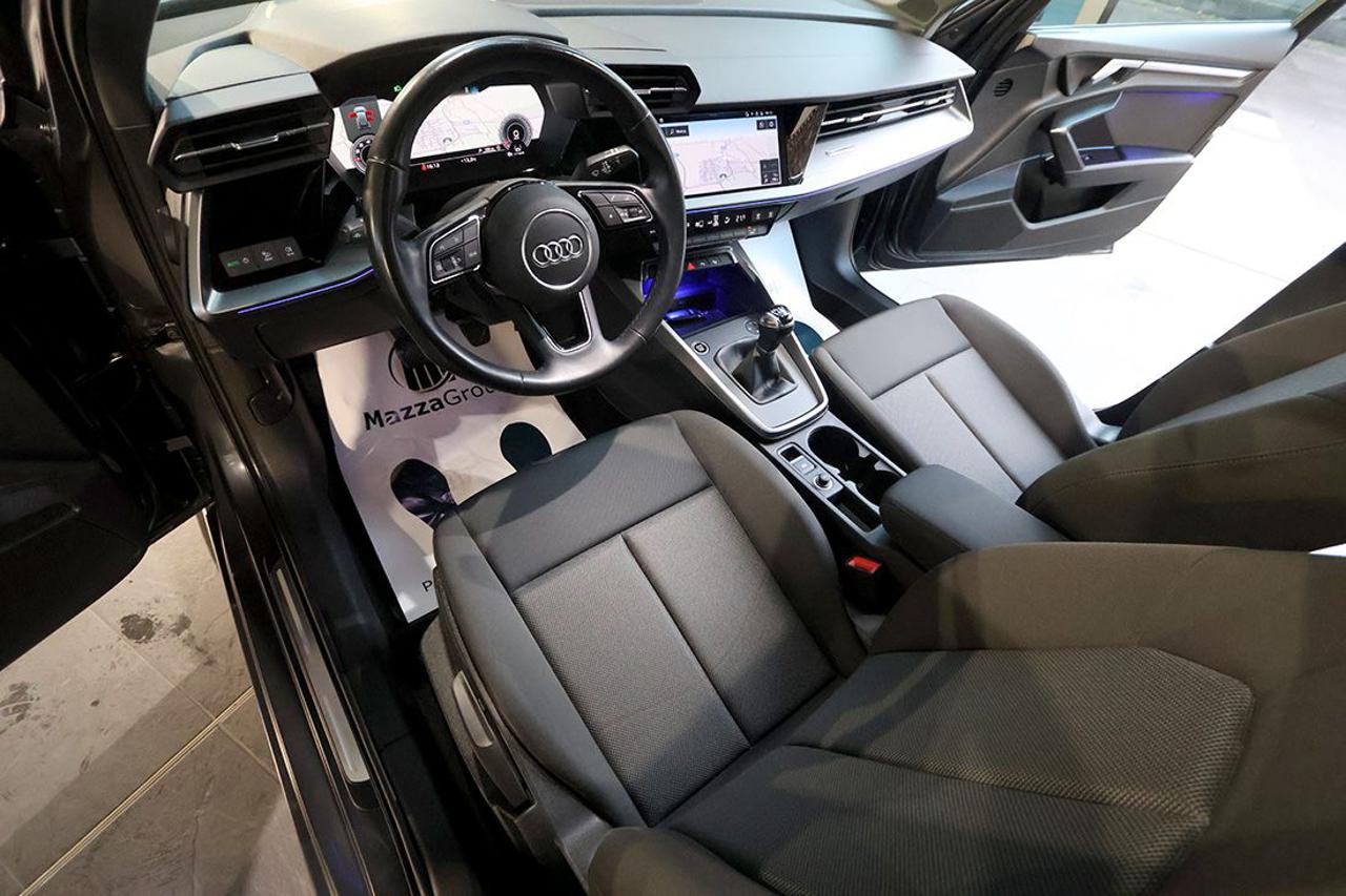 AUDI A3 30 TFSI Sportback Business Advanced - 13