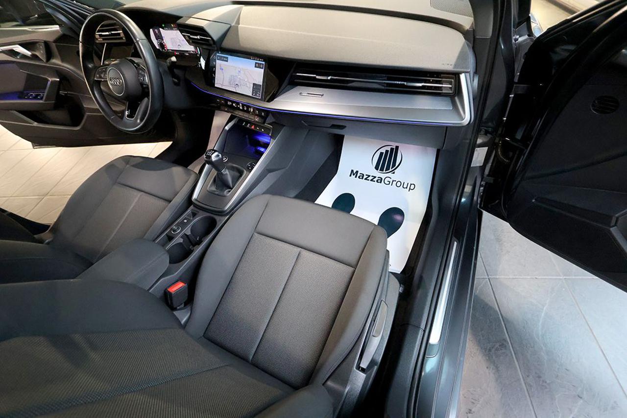 AUDI A3 30 TFSI Sportback Business Advanced - 15