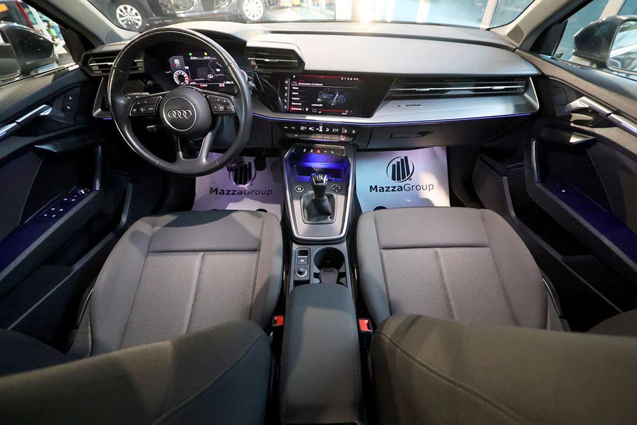 AUDI A3 30 TFSI Sportback Business Advanced - 30