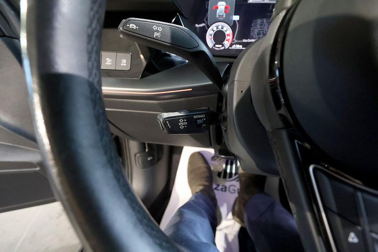 AUDI A3 30 TFSI Sportback Business Advanced - 21