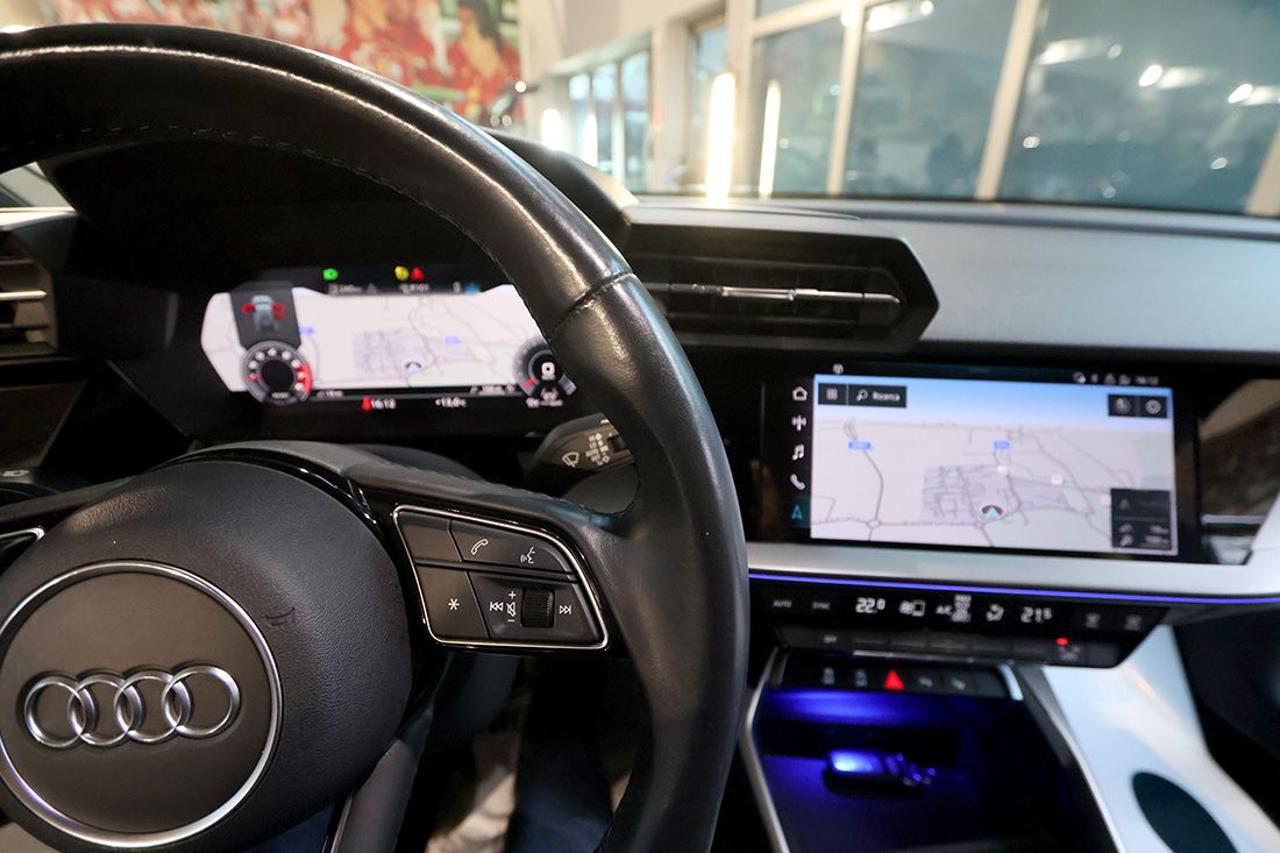 AUDI A3 30 TFSI Sportback Business Advanced - 33