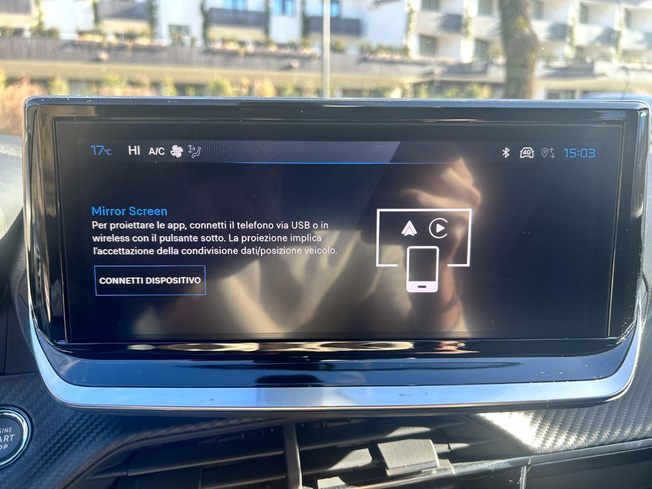 PEUGEOT 2008 PureTech 100 S&S Allure - 18