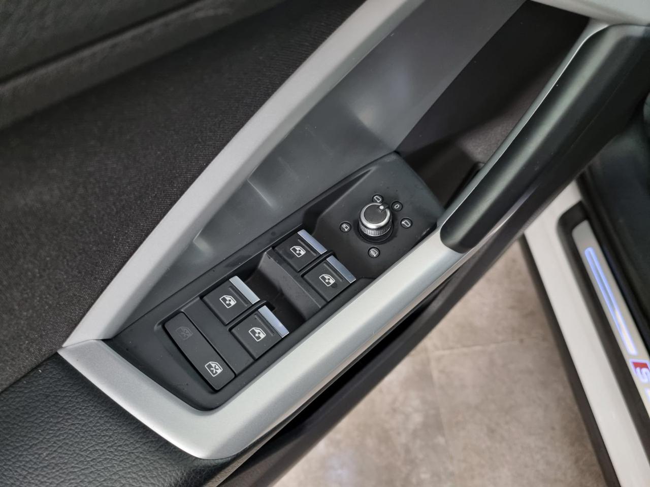 AUDI Q3 SPB 35 TDI S tronic S line edition - 30