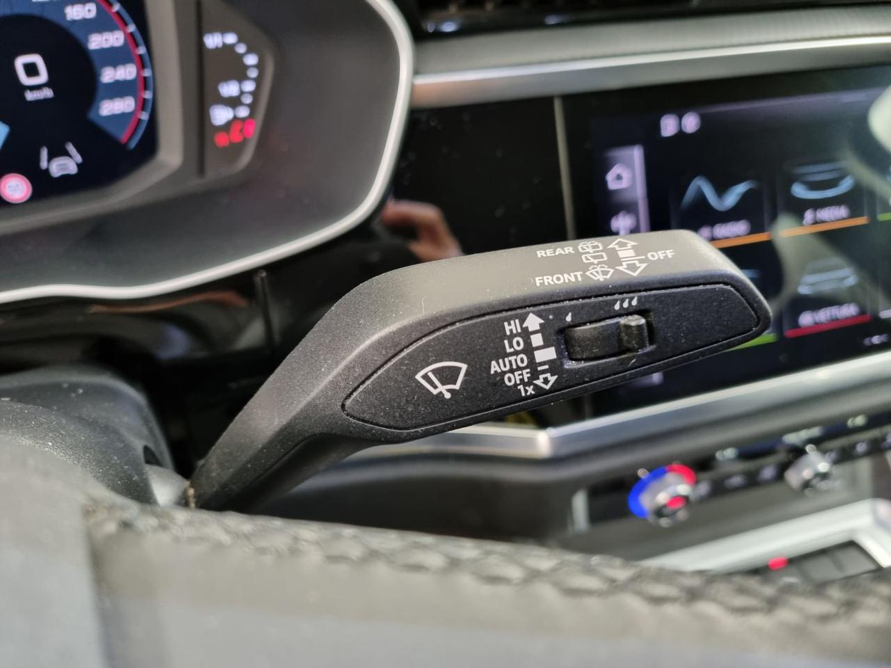 AUDI Q3 SPB 35 TDI S tronic S line edition - 36