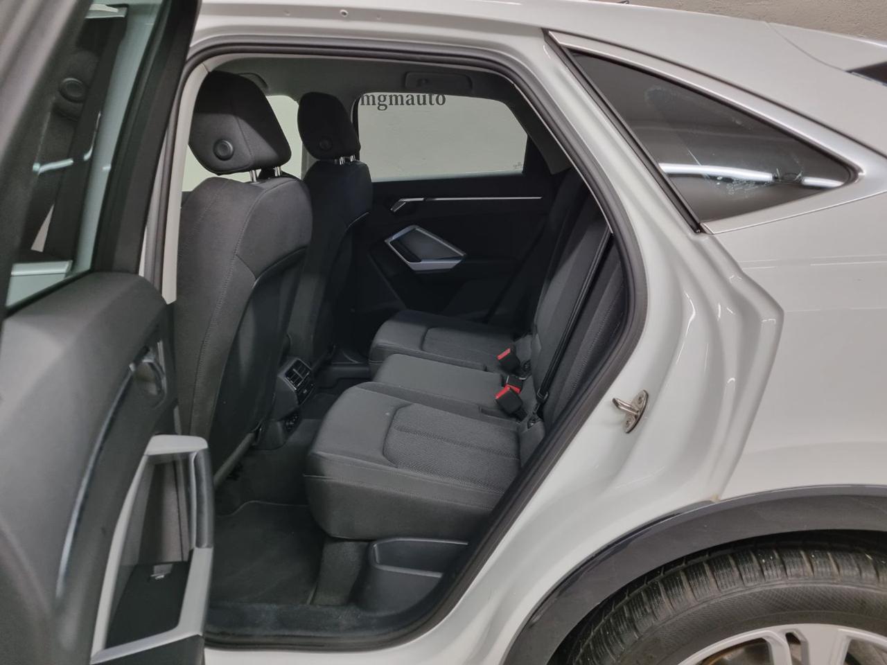 AUDI Q3 SPB 35 TDI S tronic S line edition - 10