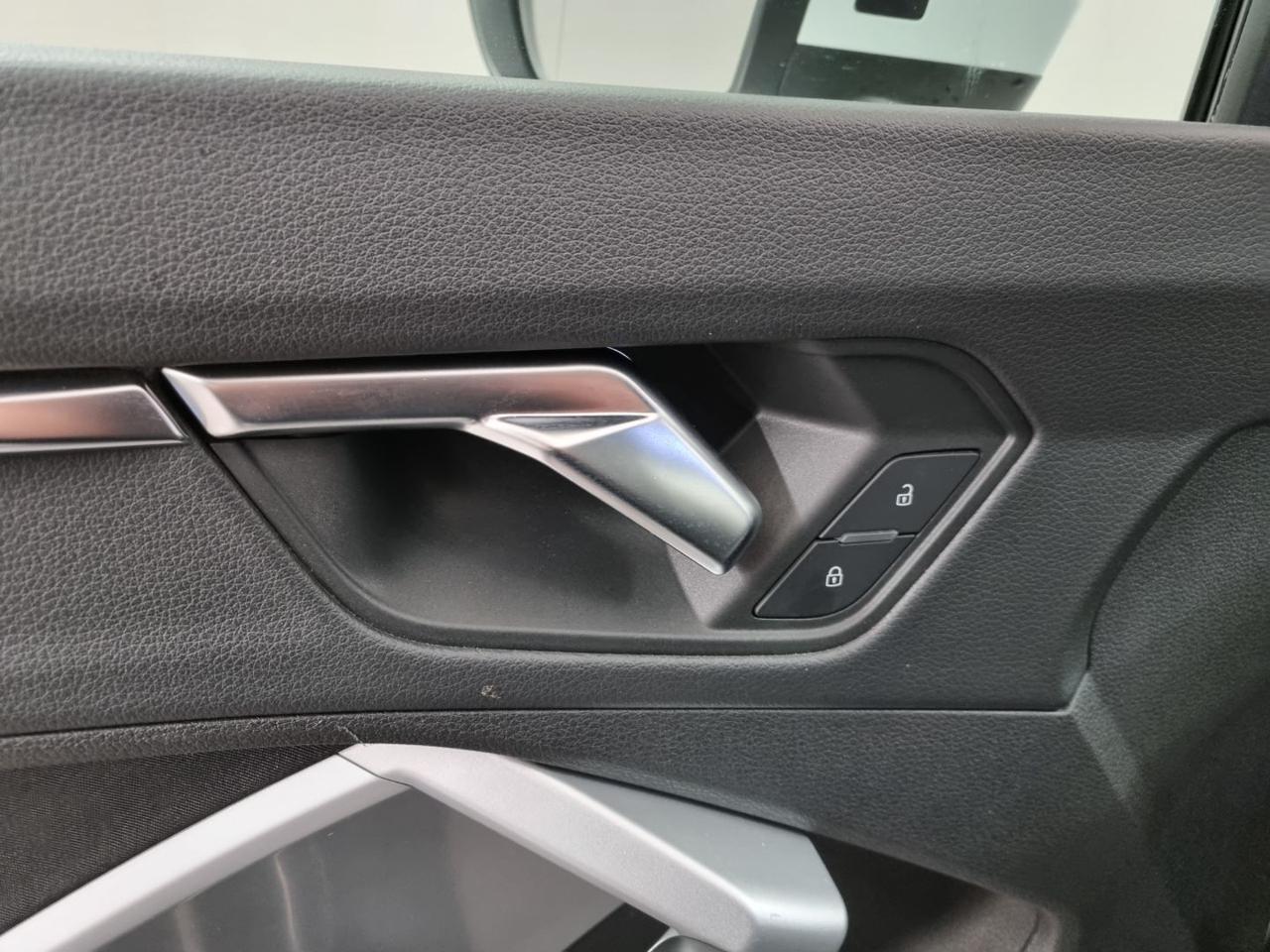 AUDI Q3 SPB 35 TDI S tronic S line edition - 31