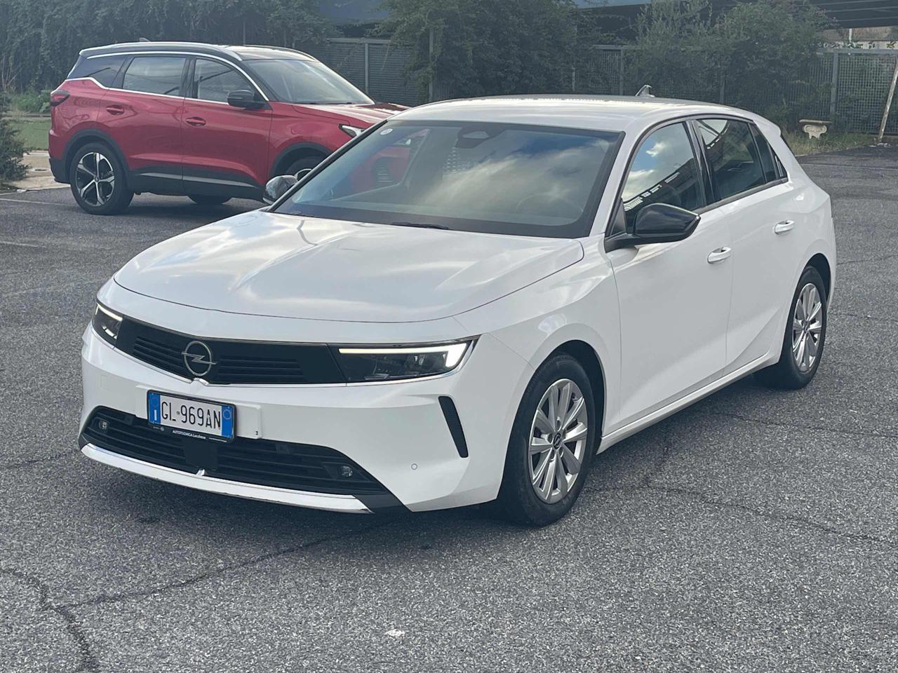 OPEL Astra 1.5 Turbo Diesel 130 CV Edition - 10