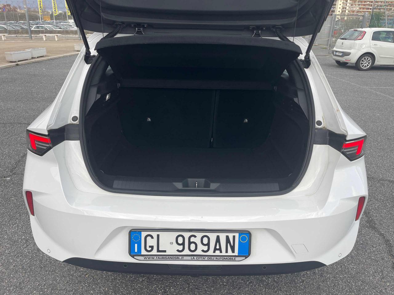 OPEL Astra 1.5 Turbo Diesel 130 CV Edition - 13