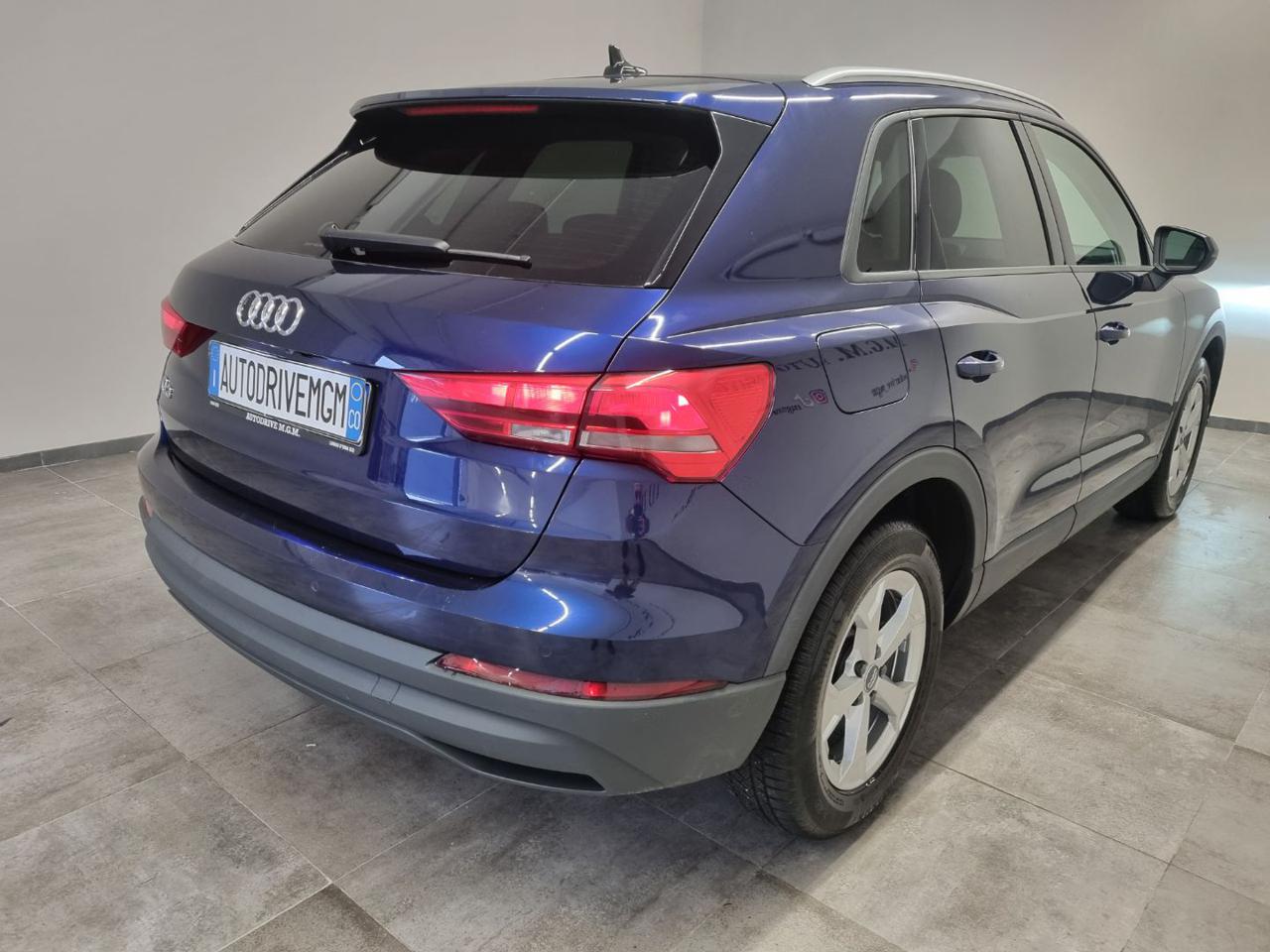 AUDI Q3 35 TDI S tronic - 29