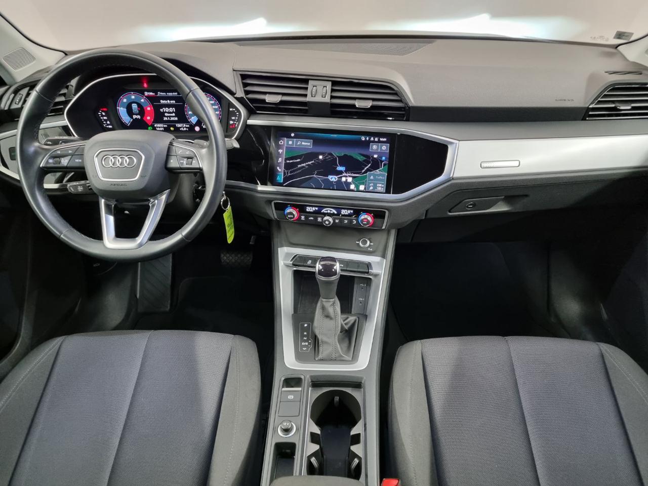 AUDI Q3 35 TDI S tronic - 7