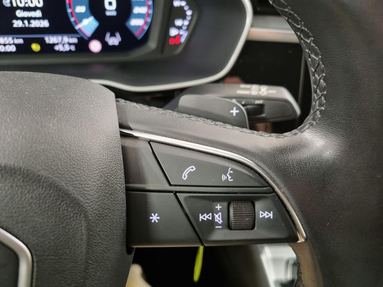 AUDI Q3 35 TDI S tronic - 17