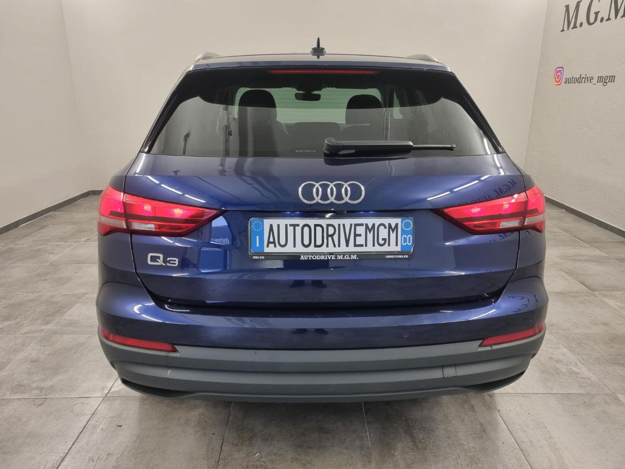 AUDI Q3 35 TDI S tronic - 3