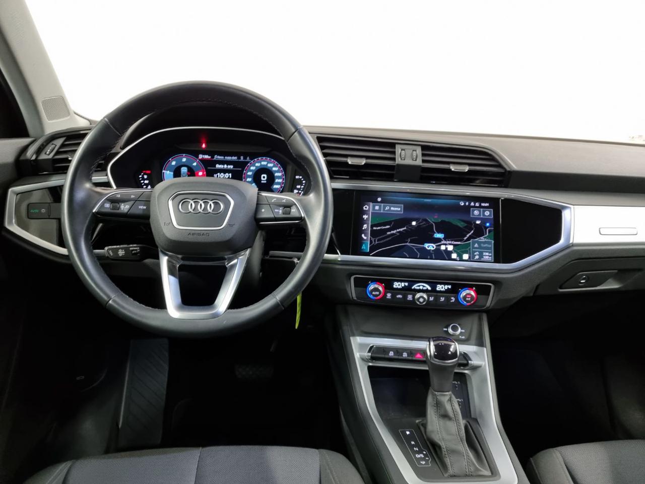 AUDI Q3 35 TDI S tronic - 25