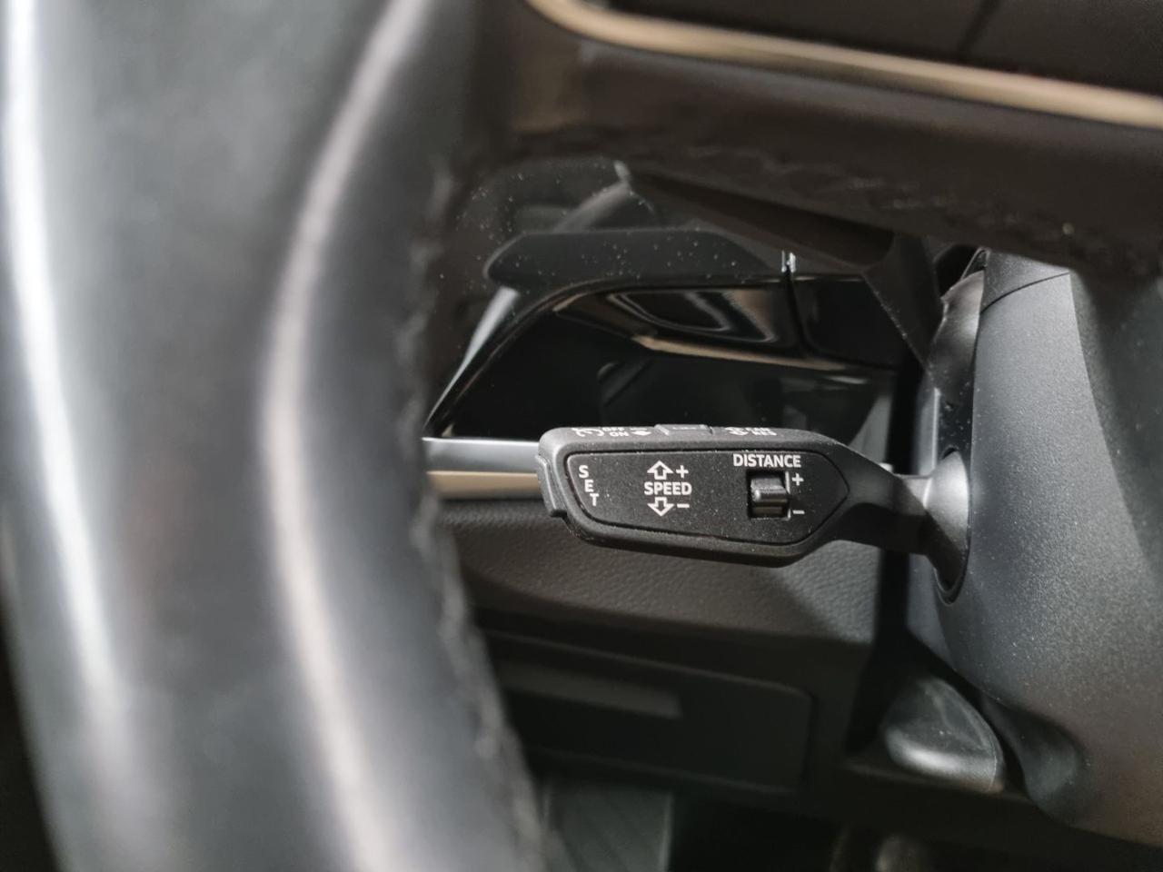 AUDI Q3 35 TDI S tronic - 19