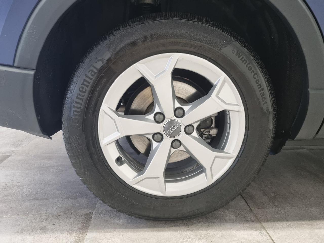 AUDI Q3 35 TDI S tronic - 15