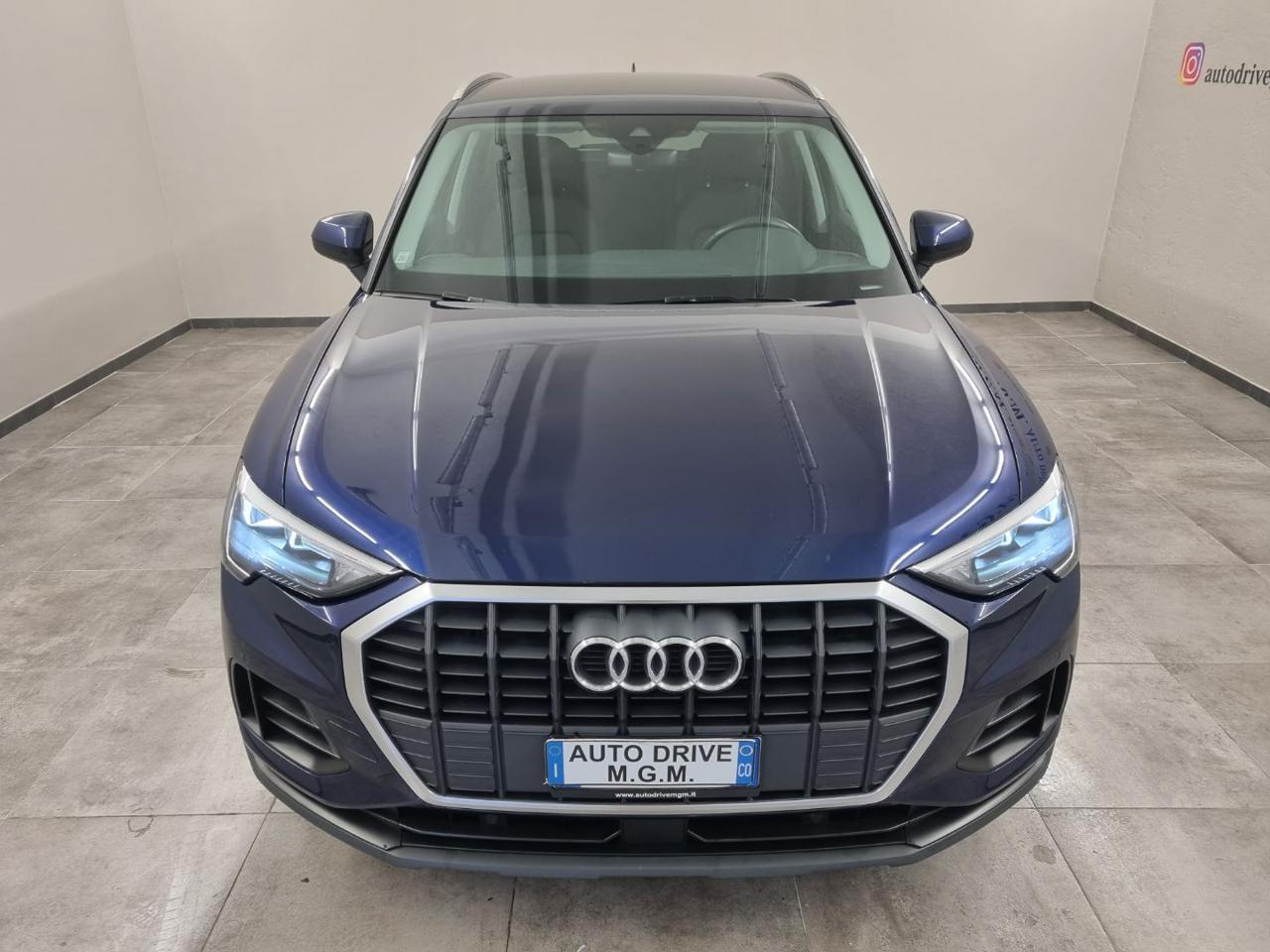 AUDI Q3 35 TDI S tronic - 32