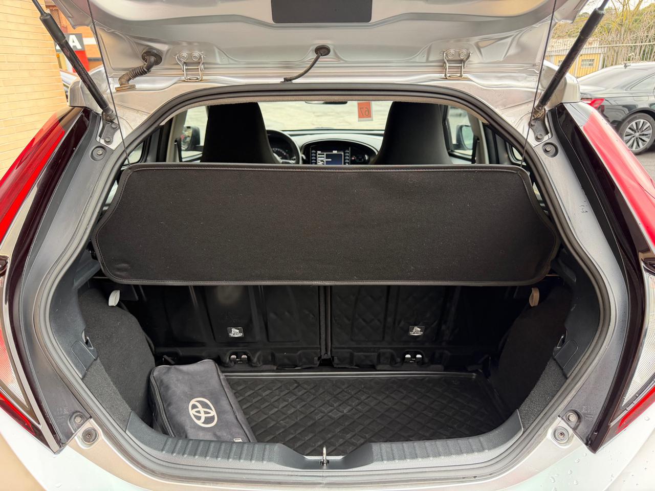 TOYOTA Aygo X 1.0 VVT-i 72 CV  Active SPORT (NESSUN VINCOLO) - 8