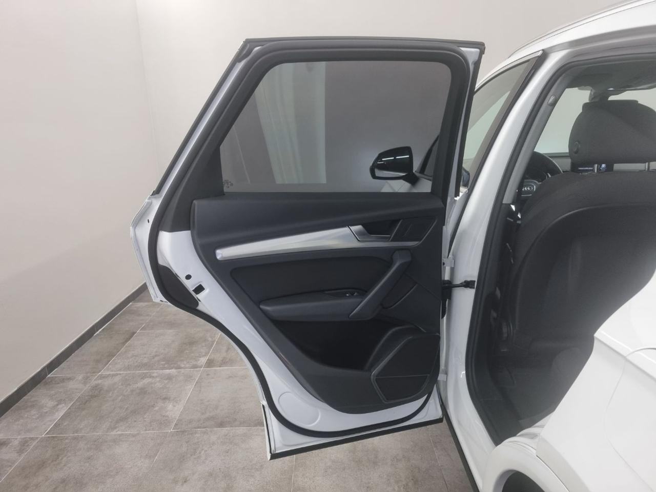 AUDI Q5 50 TFSI e quattro S tronic - 23