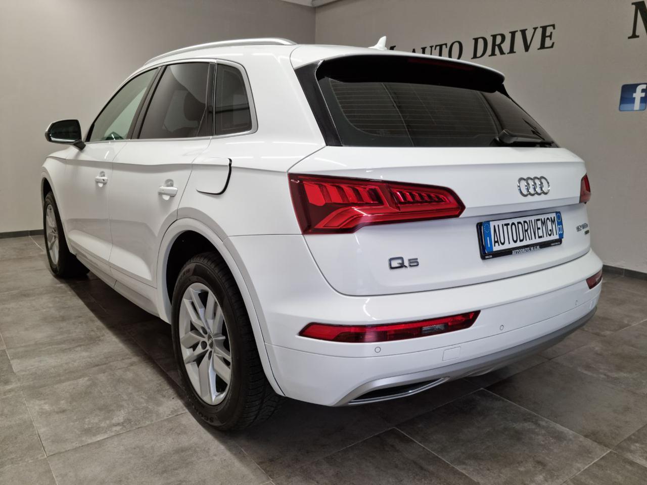 AUDI Q5 50 TFSI e quattro S tronic - 8
