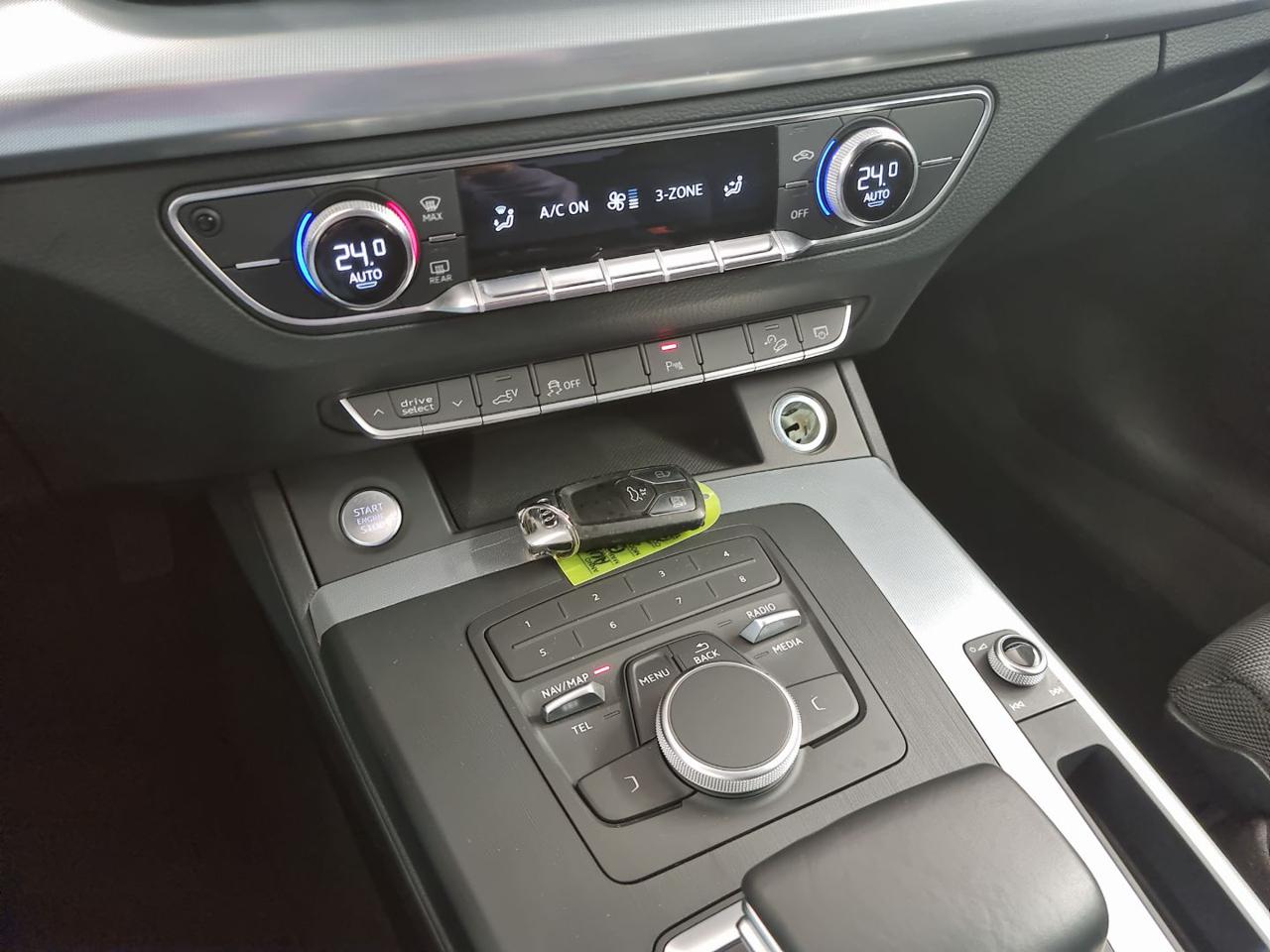 AUDI Q5 50 TFSI e quattro S tronic - 36