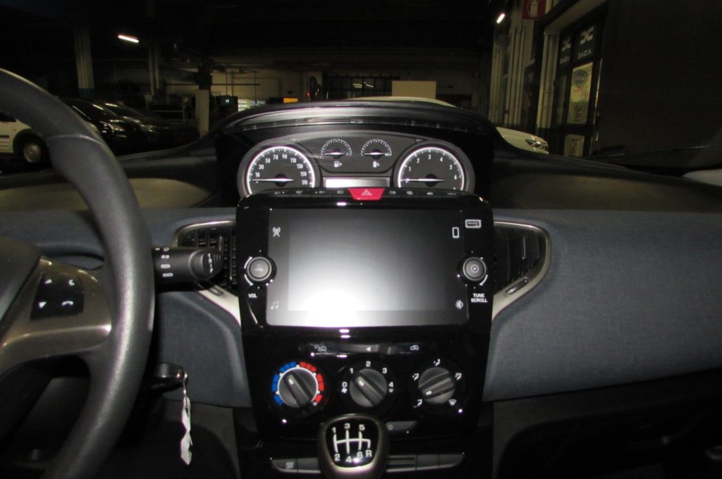 LANCIA Ypsilon 1.0 FireFly 5 porte S&S Hybrid Ecochic Gold - 8