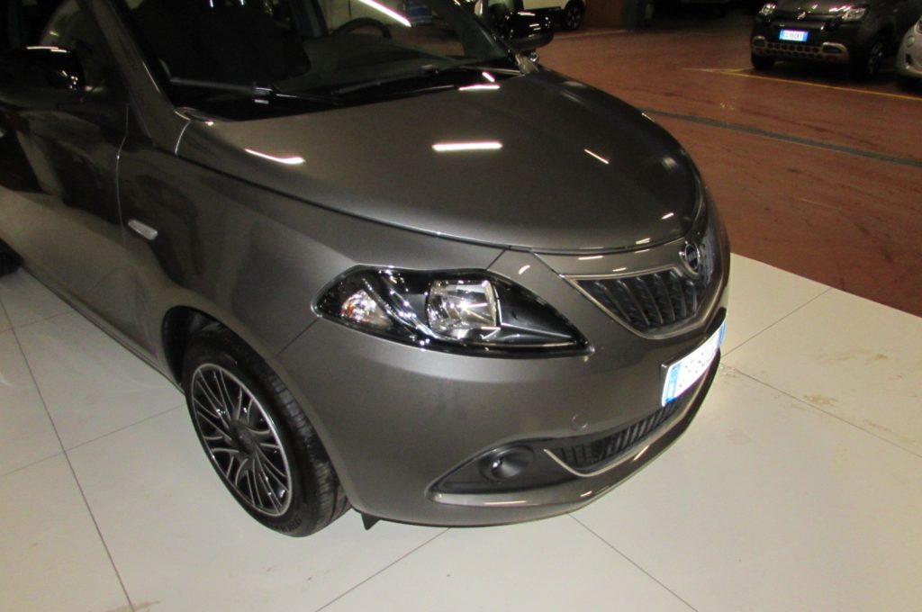 LANCIA Ypsilon 1.0 FireFly 5 porte S&S Hybrid Ecochic Gold - 16