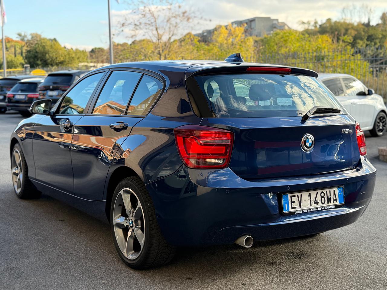 BMW 118 d 5p. Unique - 5