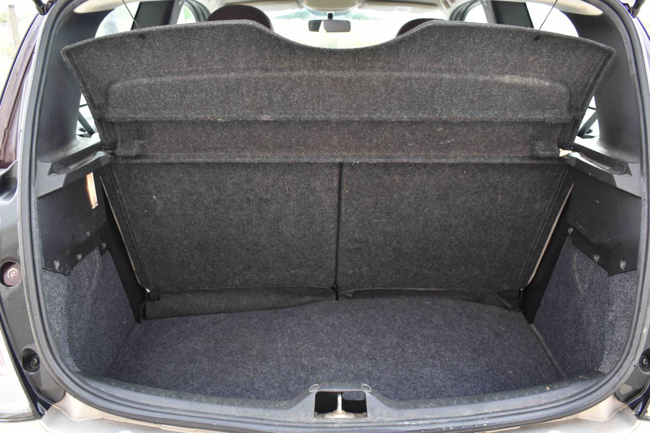 LANCIA Ypsilon 1.2 69 CV Diva - 14