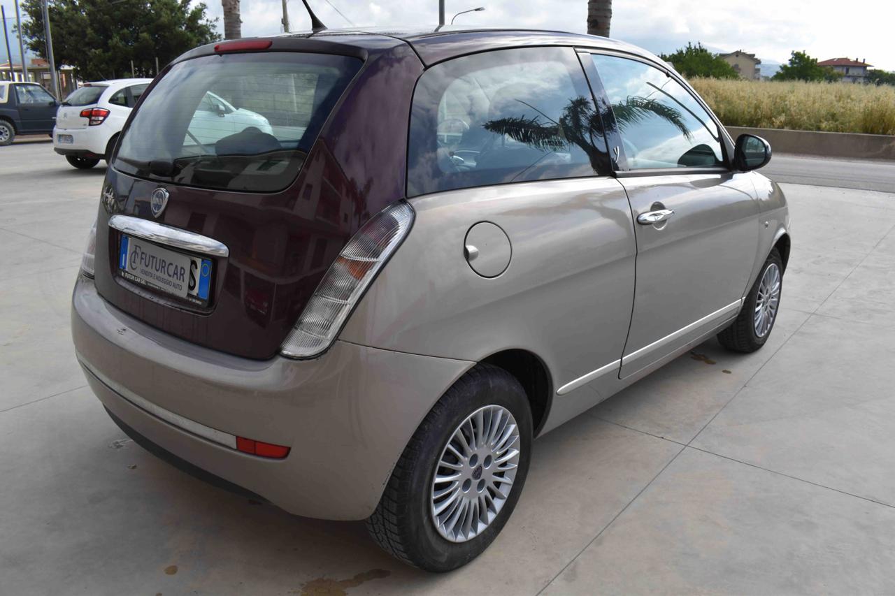 LANCIA Ypsilon 1.2 69 CV Diva - 17