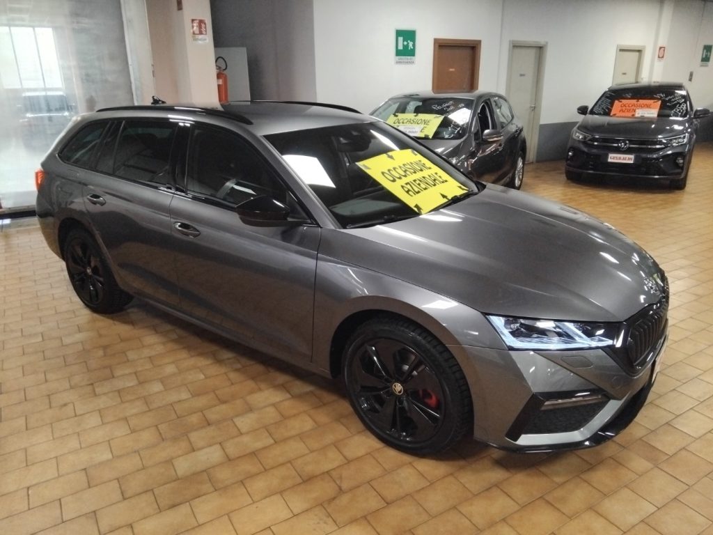 SKODA Octavia 1.4 TSI Plug-In Hybrid DSG Wagon RS - 2