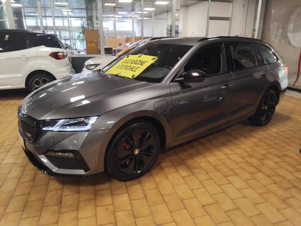 SKODA Octavia 1.4 TSI Plug-In Hybrid DSG Wagon RS - 5