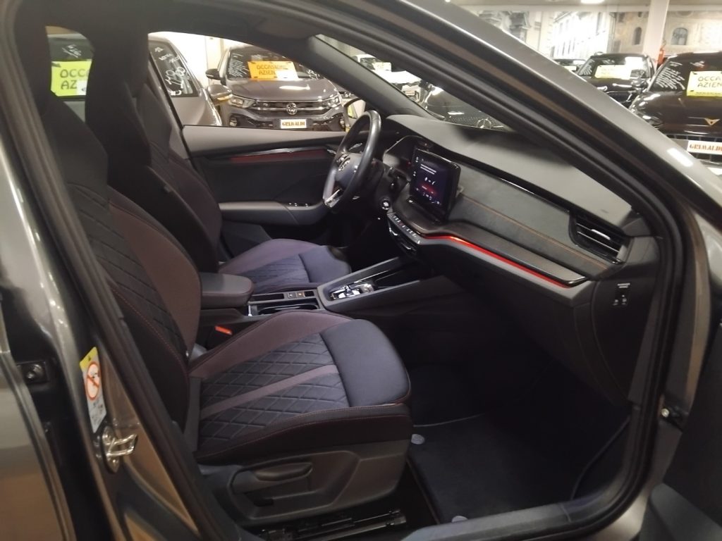 SKODA Octavia 1.4 TSI Plug-In Hybrid DSG Wagon RS - 15