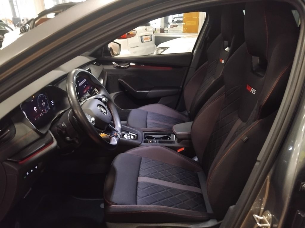 SKODA Octavia 1.4 TSI Plug-In Hybrid DSG Wagon RS - 18