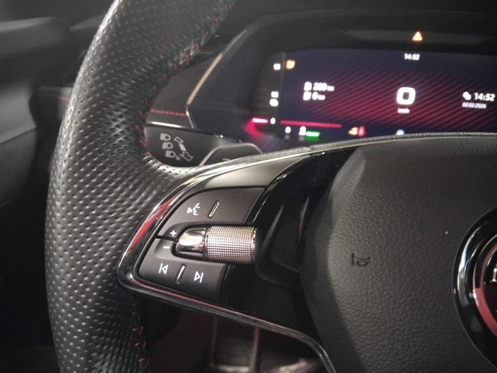 SKODA Octavia 1.4 TSI Plug-In Hybrid DSG Wagon RS - 30