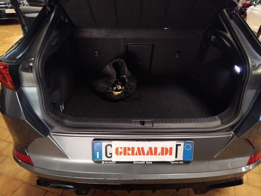 CUPRA Formentor 1.4 e-Hybrid DSG VZ 245 HP PLUG IN - 9