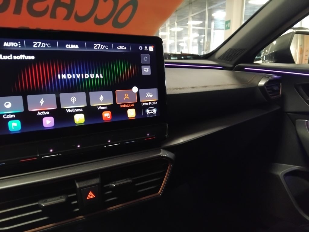 CUPRA Formentor 1.4 e-Hybrid DSG VZ 245 HP PLUG IN - 33