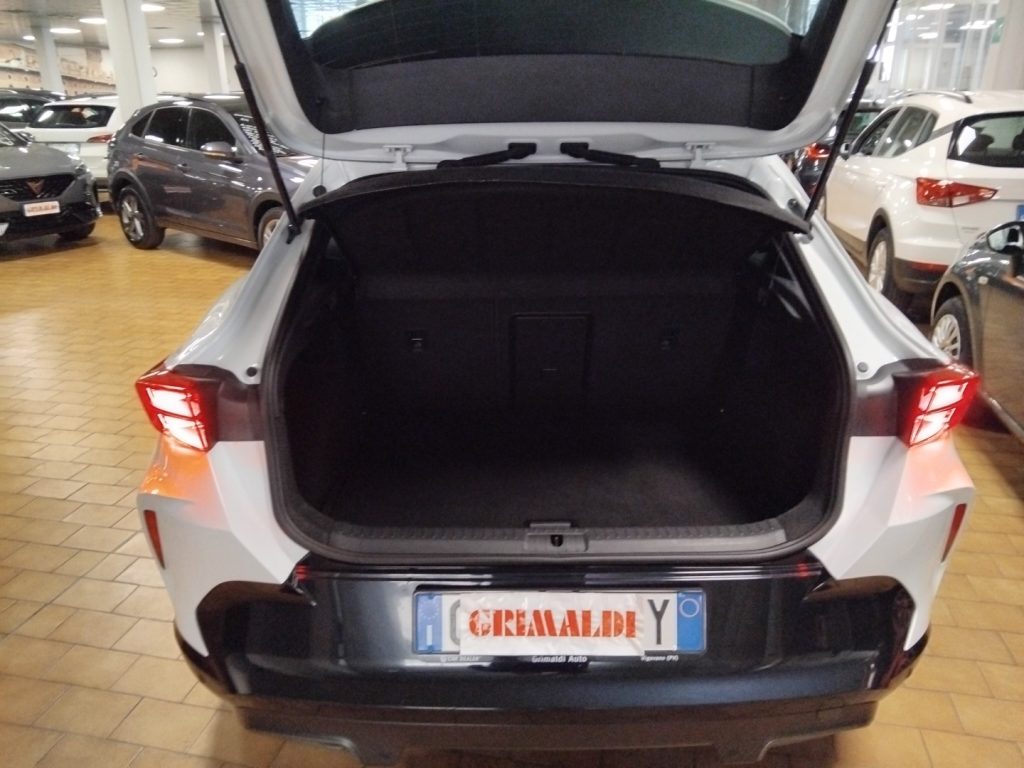 CUPRA Formentor 1.5 e-Hybrid DSG - 11